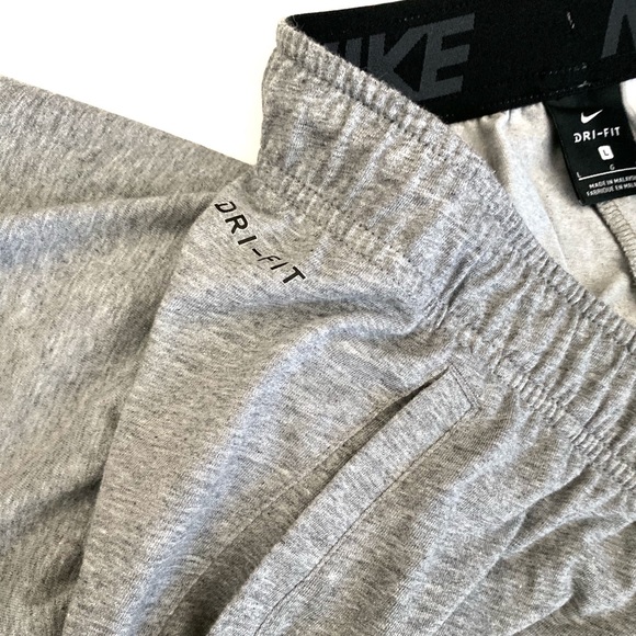 Nike Dri Fit Shorts NWOT - Picture 2 of 6